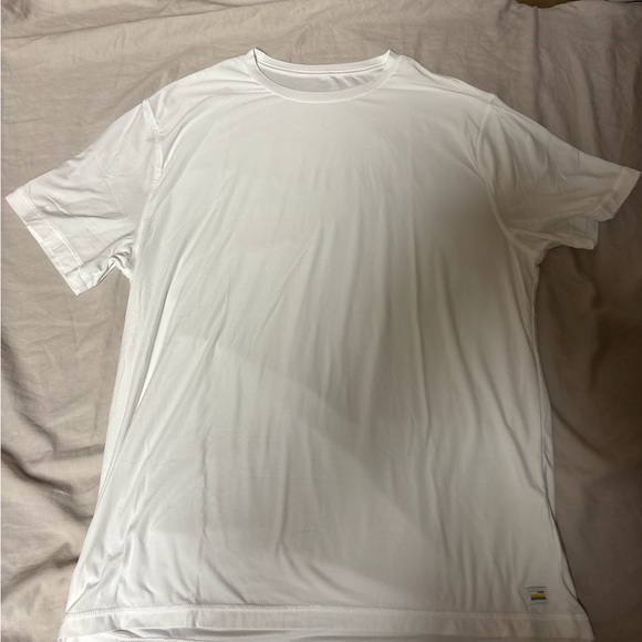 Vuori Other - Vuori White Short Sleeve Tee